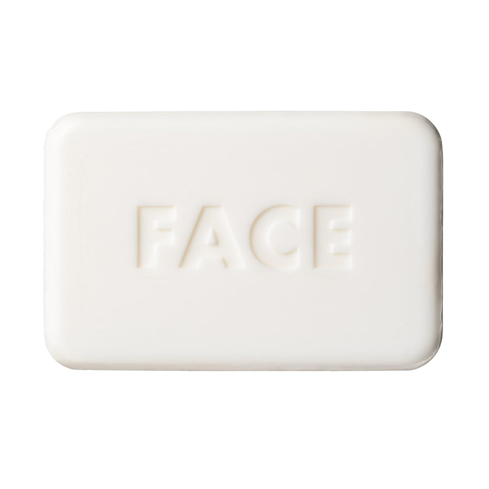 MARLOWE label and ingredient panel highlighting natural extracts and clean formulation benefits