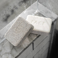 MARLOWE moisturizing side creating creamy lather for hydrated skin after showering