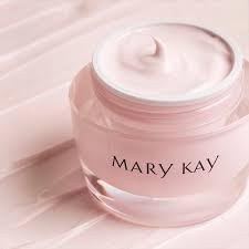 Mary Kay jar label close-up, displays brand and product information for confident purchase