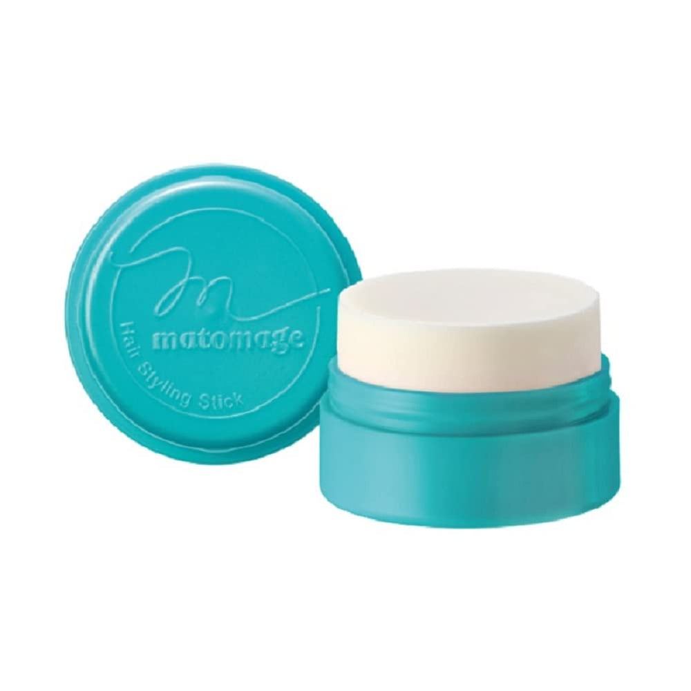 Matomege UTENA applied to baby hairs showing smooth, neat edges benefit