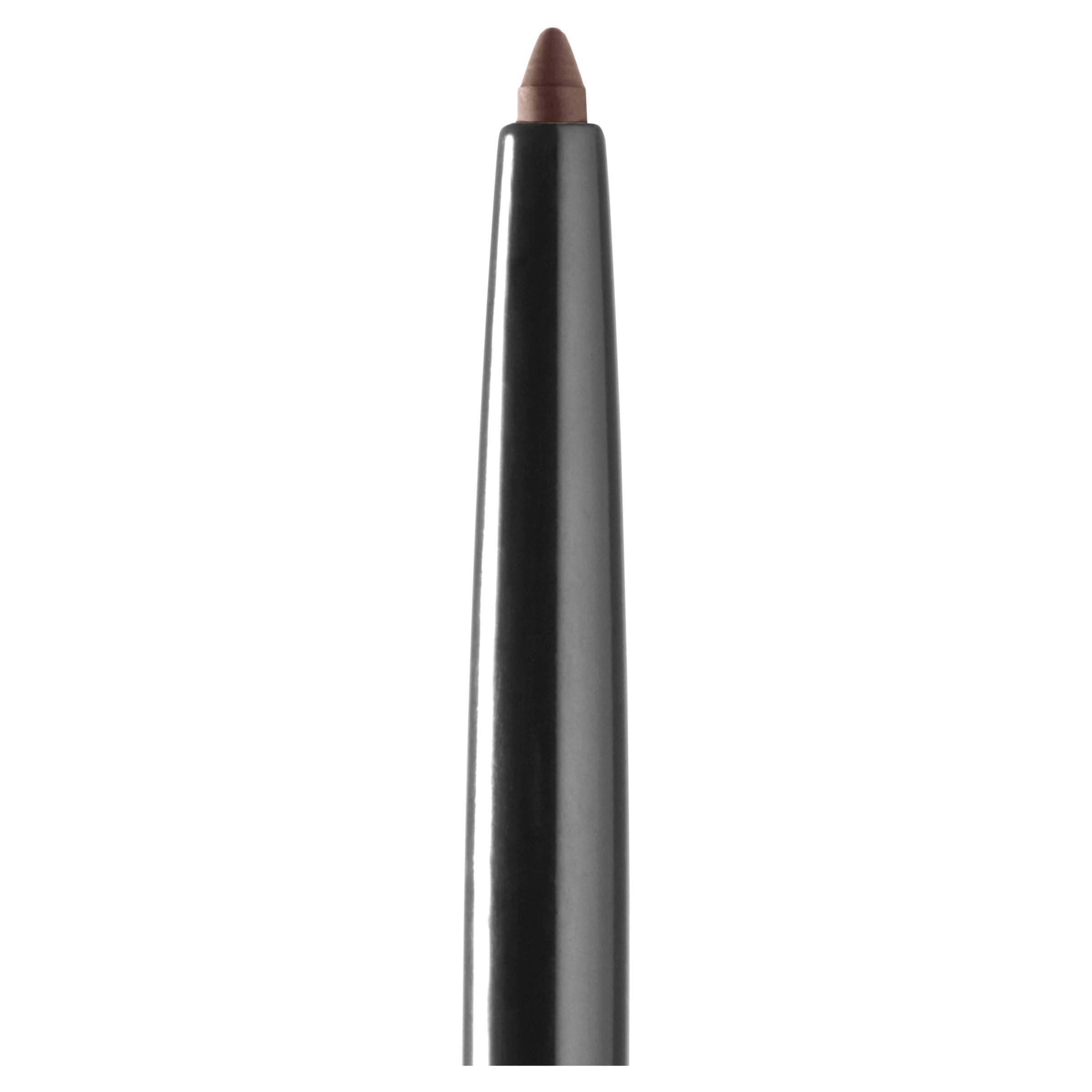 MAYBELLINE close-up of Divine Wine tip with fine point for precise lining and control