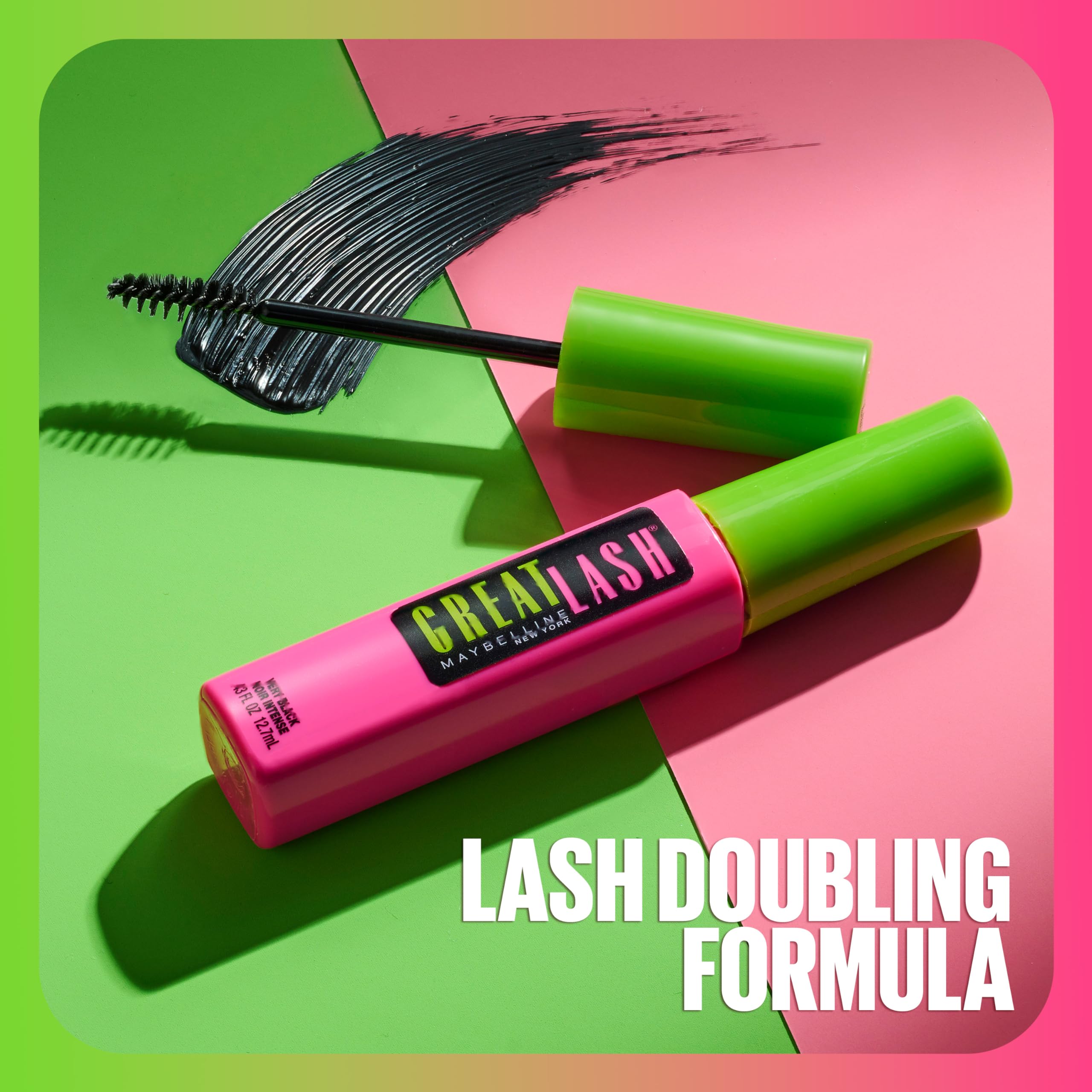 Applying Maybelline Great Lash mascara in use for buildable volume without smudging