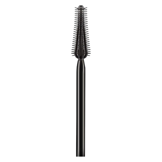 Maybelline close-up of fanning reservoir brush showing bristle detail and even coating