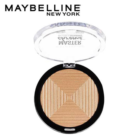 Maybelline Master Chrome powder texture close-up revealing fine reflective pigments