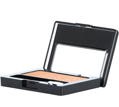 MAYBELLINE sterling on model eye showcasing luminous silver-gray shade for impact