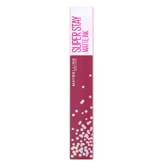 MAYBELLINE arrow applicator closeup demonstrating precise shape for neat one‑swipe application