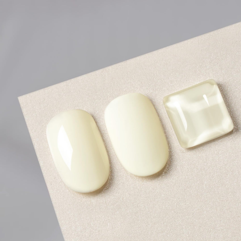 MAYCHAO gel curing under LED lamp showing quick, even hardening