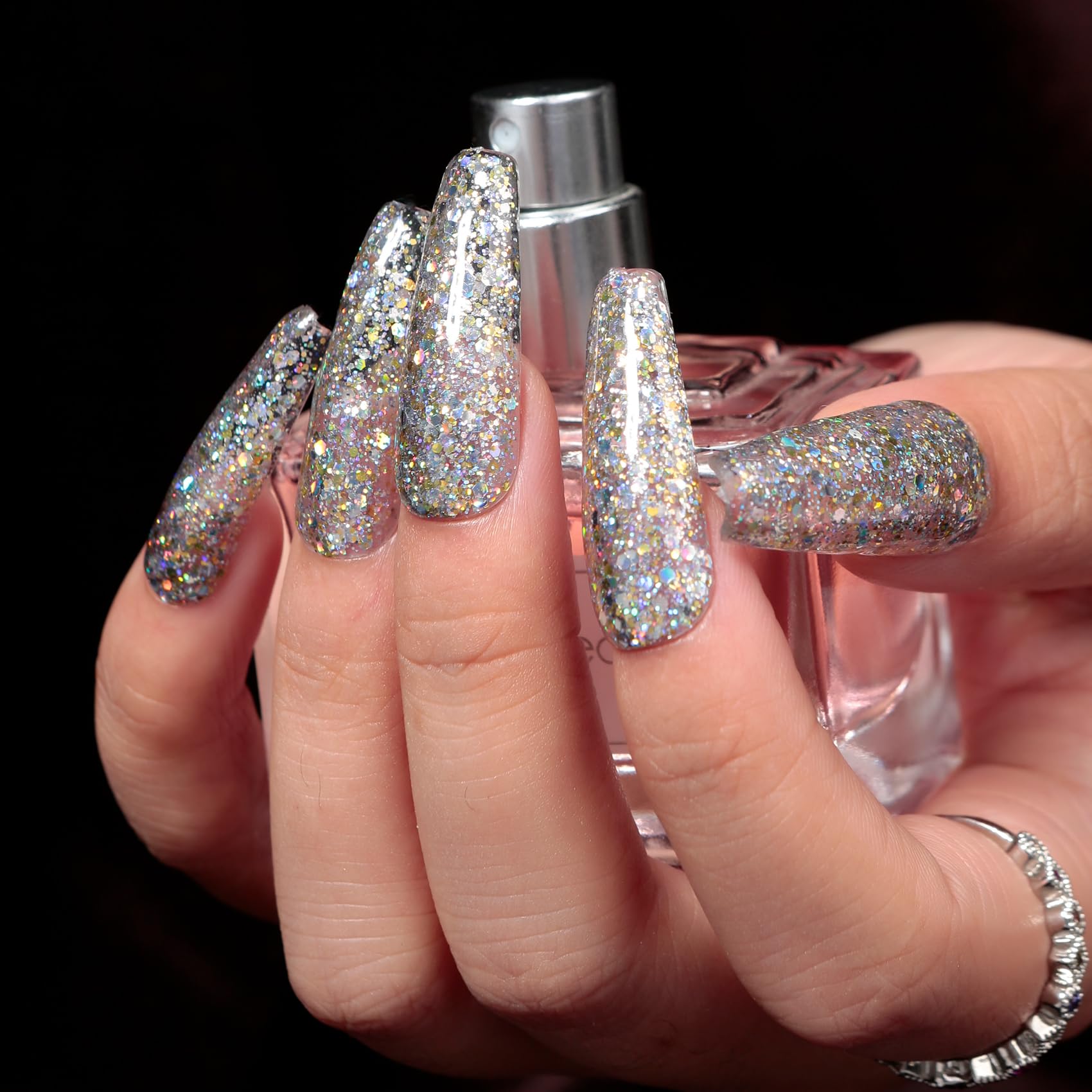 MAYCHAO used in DIY at-home manicure emphasizing easy salon-quality sparkle