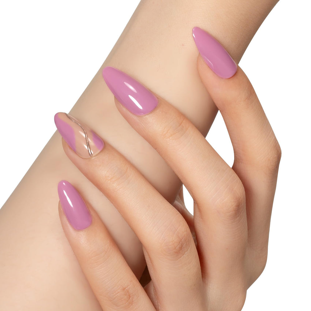 MAYCHAO manicure under LED lamp showing cured shine and quick curing benefit