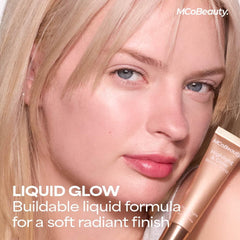 MCoBeauty cushion applicator close-up for precise, mess-free application