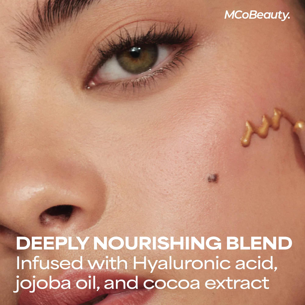 MCoBeauty applying drops with fingertips for precise natural bronzing and sculpting
