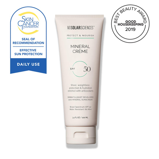 MDSolarSciences close-up texture of mineral crème showing silky, blendable finish