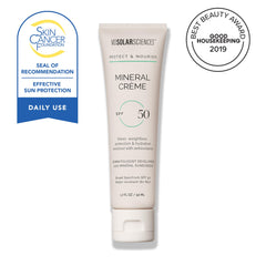 MDSolarSciences texture close-up highlighting lightweight matte finish and smooth blendability