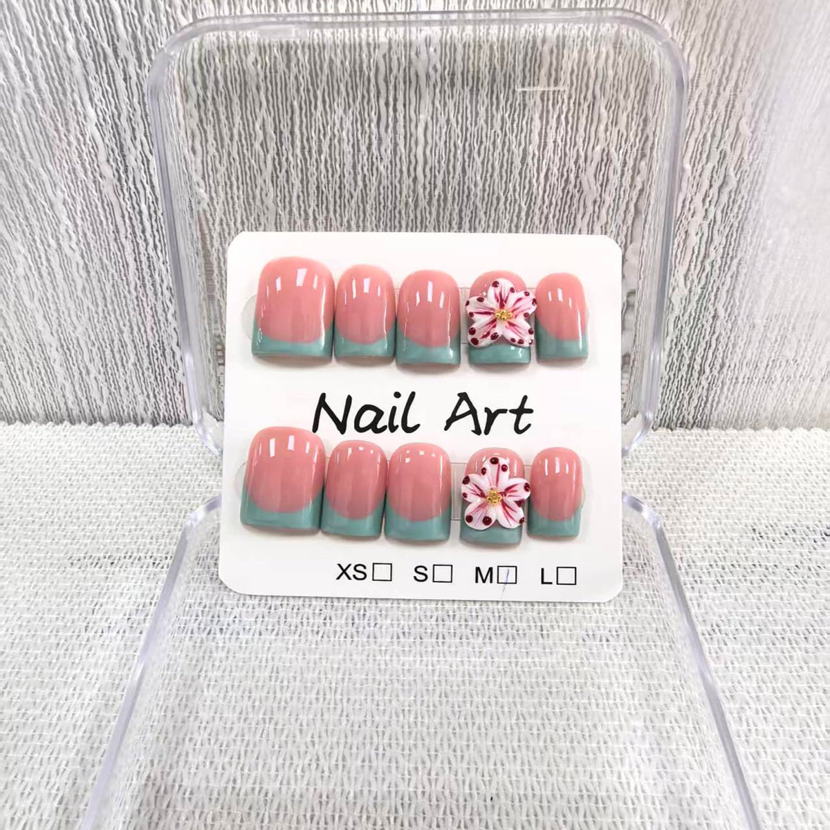 meemooron front packaging showing glossy green French tip nails and luxury presentation