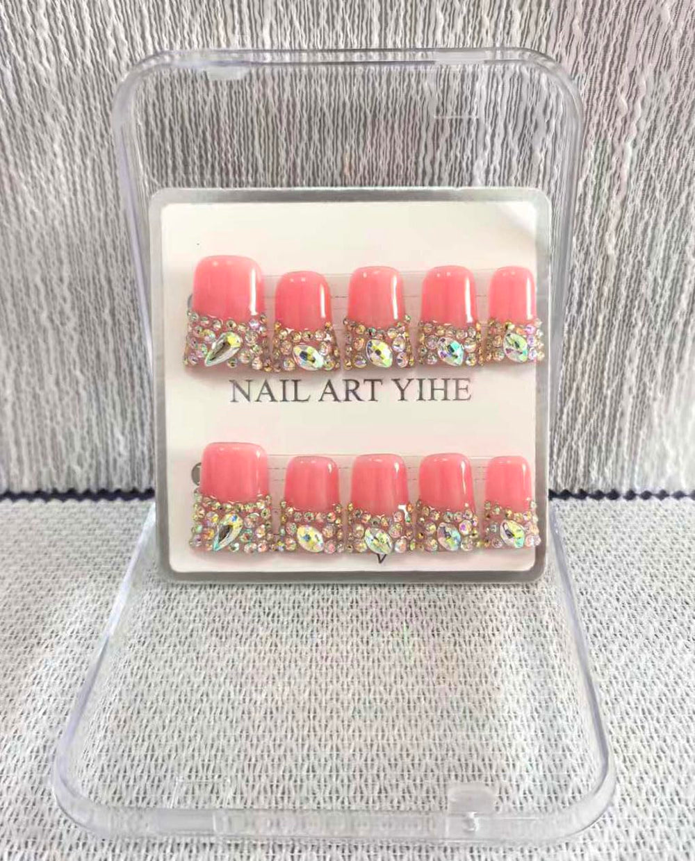 meemooron side profile of medium nail emphasizing durable acrylic thickness