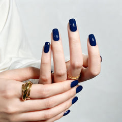 MEGIOR close-up texture of gel polish highlighting rich pigmentation and coverage benefit