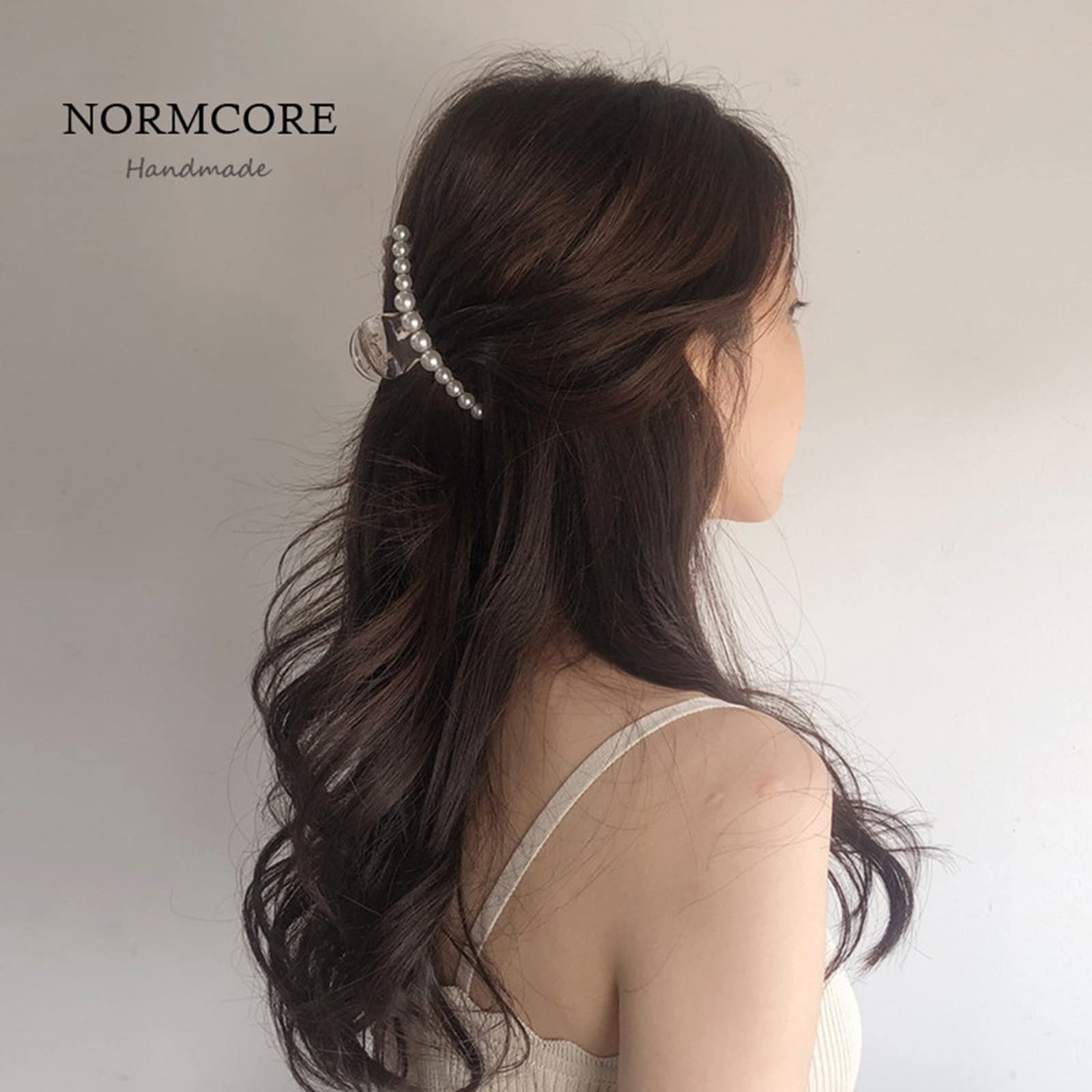 Mehayi largest clip holding a bun for strong hold and neat look