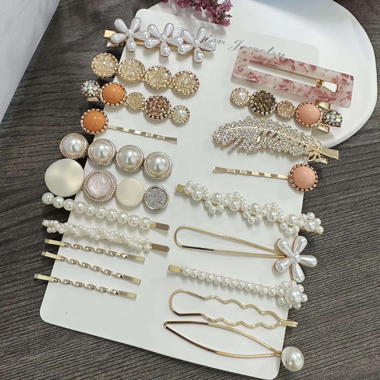 Mehayi pearl hair clip detail highlighting decorative pearls for elegant styling