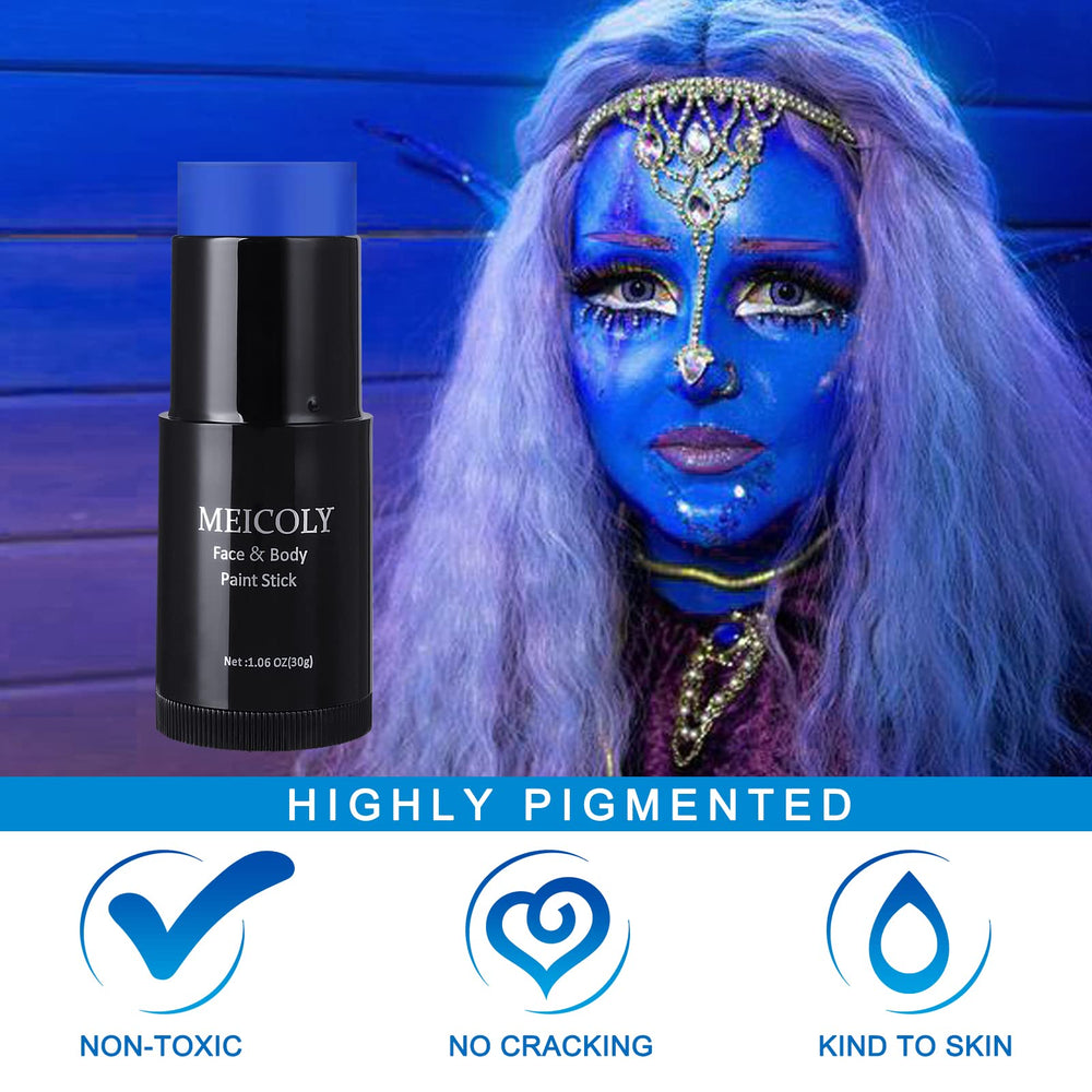 MEICOLY sponge application showing even coverage and fast blending benefit