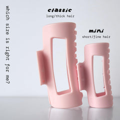 MELLO clip worn in hair half‑up style demonstrating comfortable all‑day hold