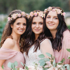 MEMOVAN styled on bride for wedding photography for romantic visual impact