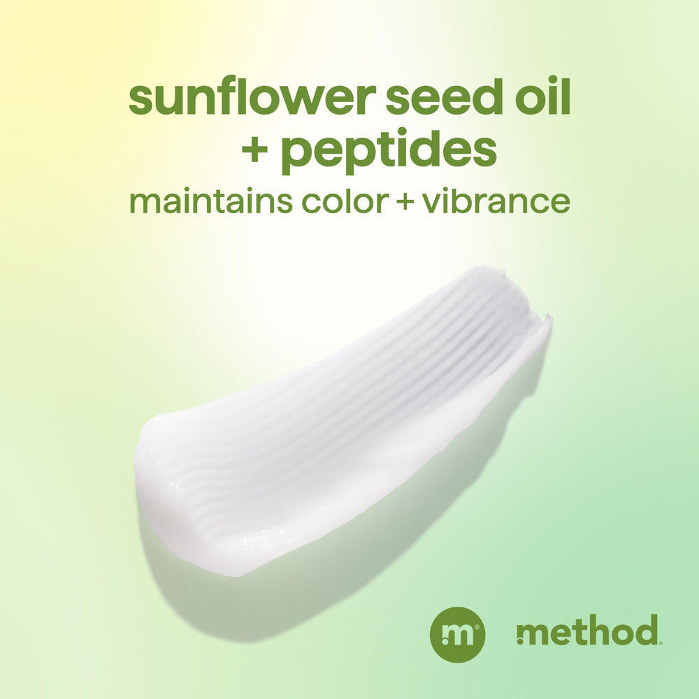 Method Mindful Matcha creamy conditioner texture illustrating spreadability