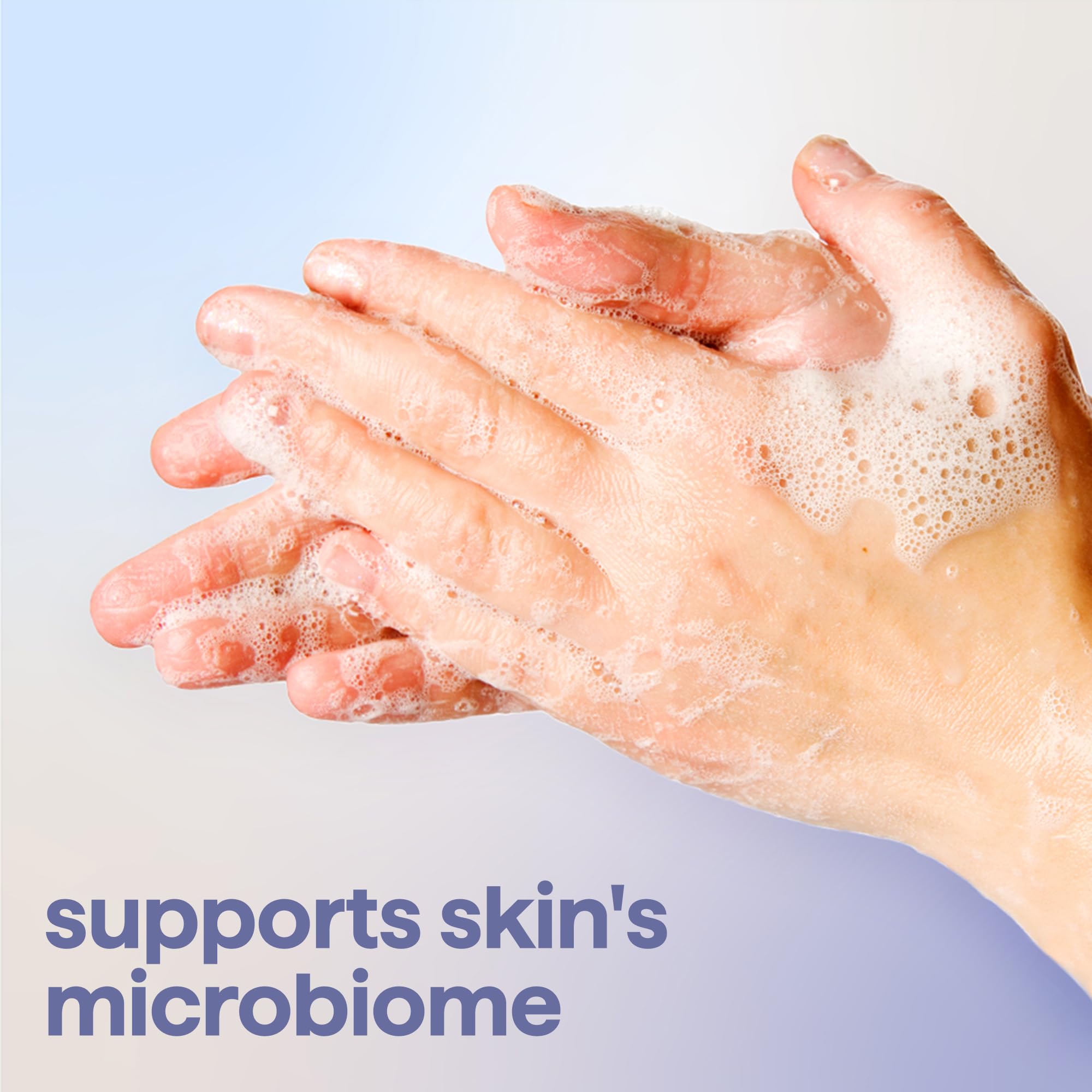 Method pump dispensing serum texture highlighting moisturizing benefit