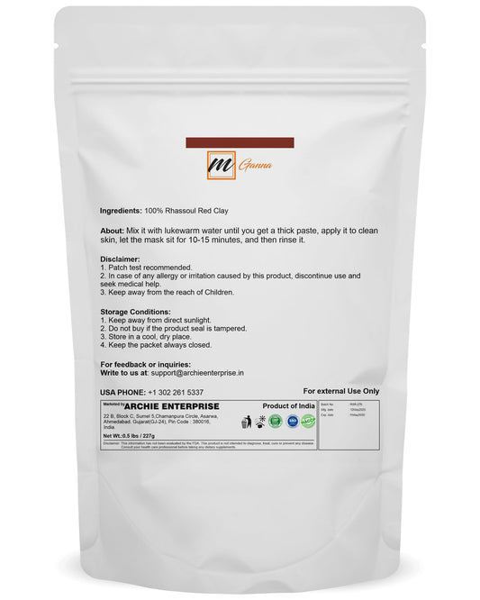 mGanna rhassoul clay texture close-up demonstrating fine powder for smooth mixing