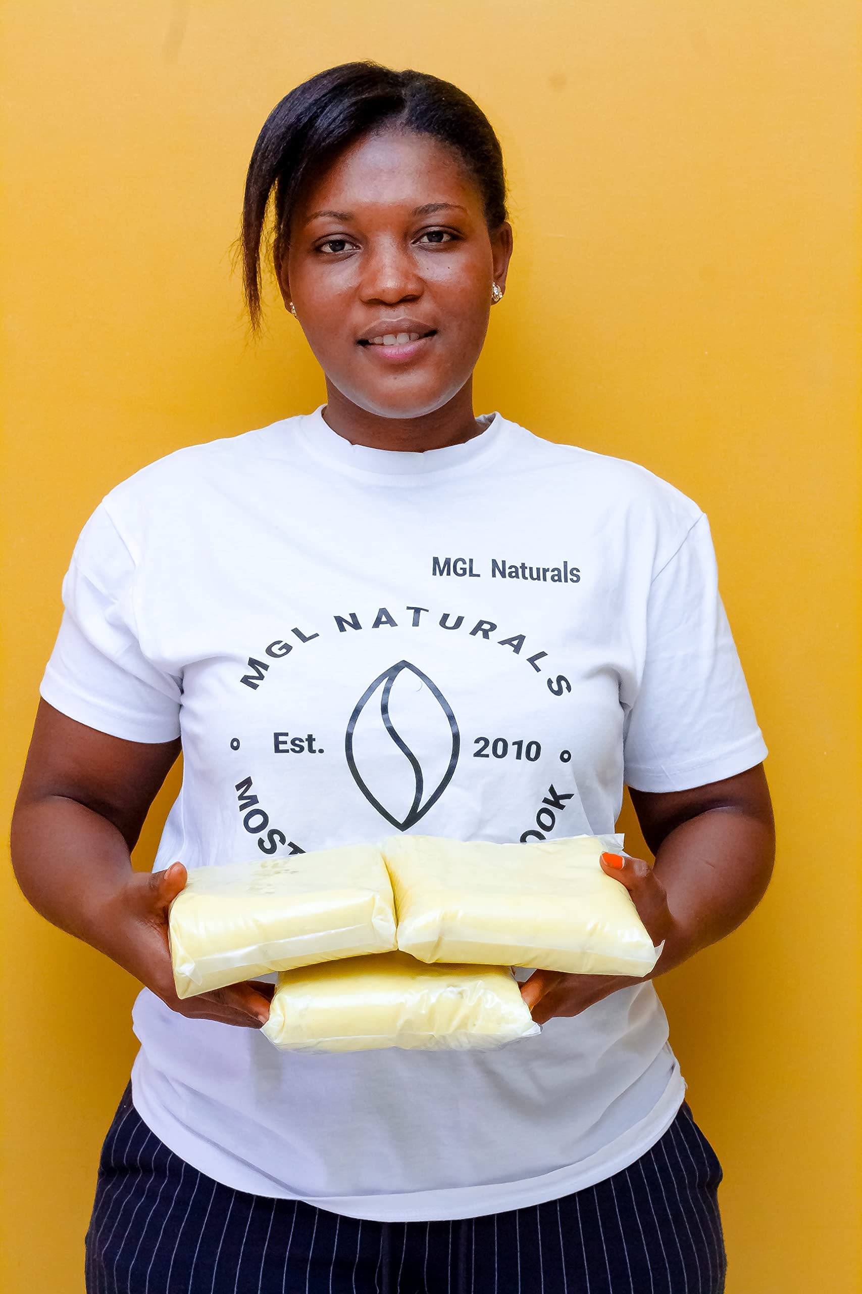 MGL Naturals 5 lb tub next to ruler illustrating exact size and scale