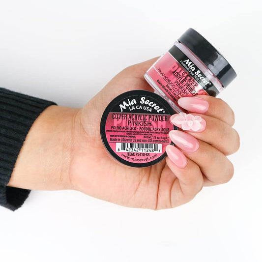 Close-up of Mia Secret powder texture highlighting smooth self-leveling benefit