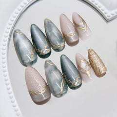MINGCHUN side view of a short almond press-on nail showing natural curve and flattering silhouette