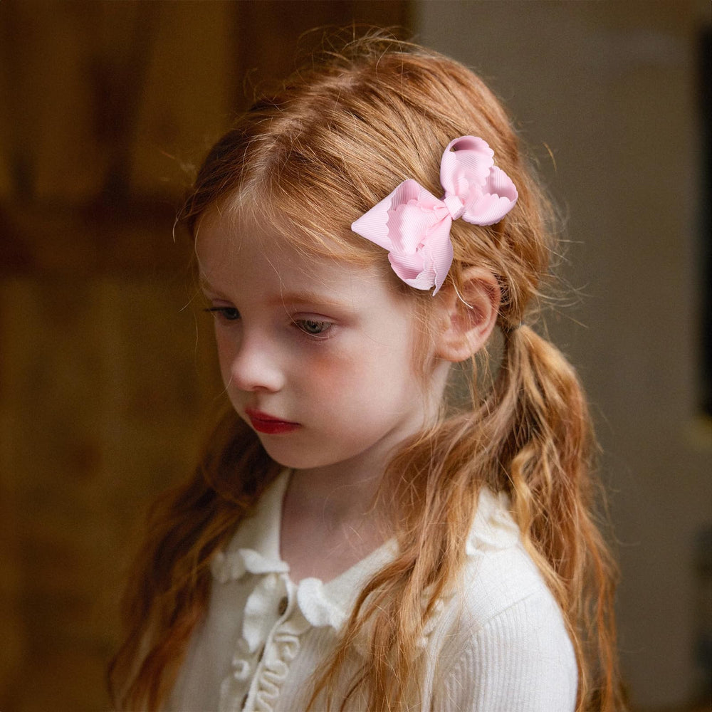 Miroksh bow clipped in a ponytail demonstrating everyday styling and hold
