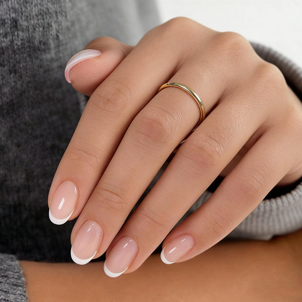 Misssix organized layout showing 15 sizes across 30 nails for precise fit