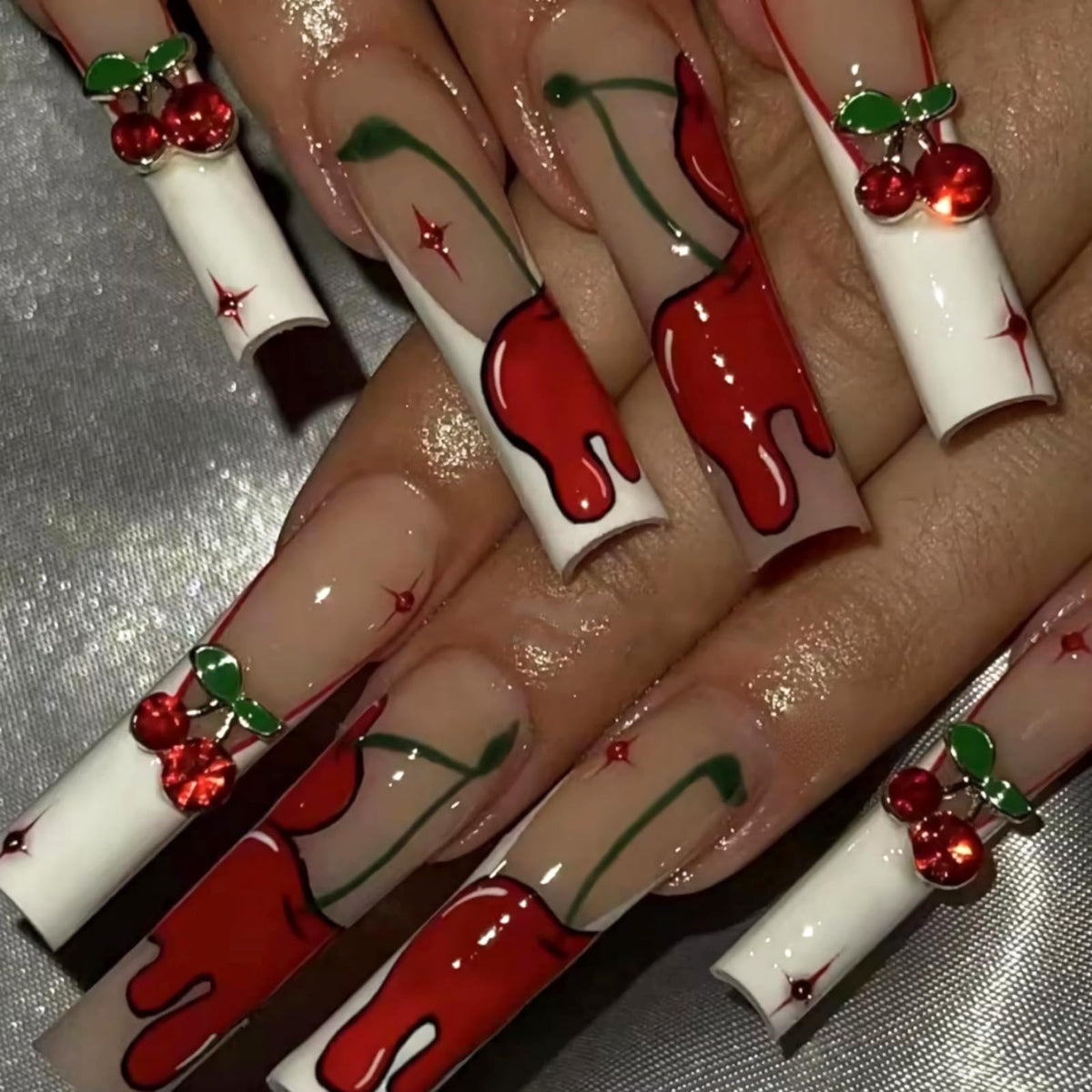 MISUD front packaging showing 24-piece press on nails and included glue, easy at-home styling