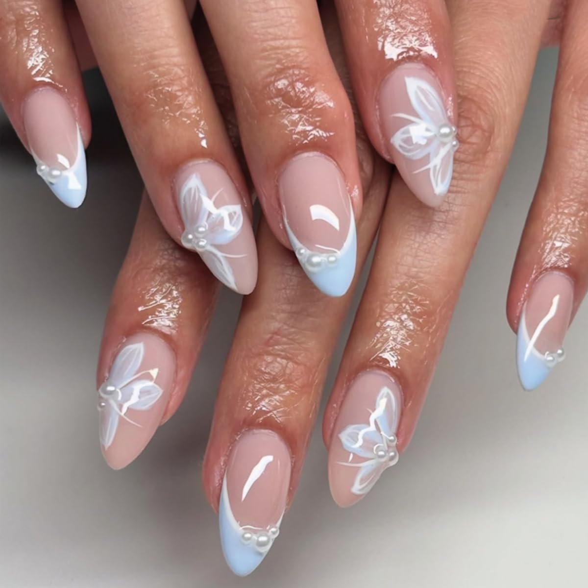 Mivota front packaging showing blue French tip set and glue for instant glam