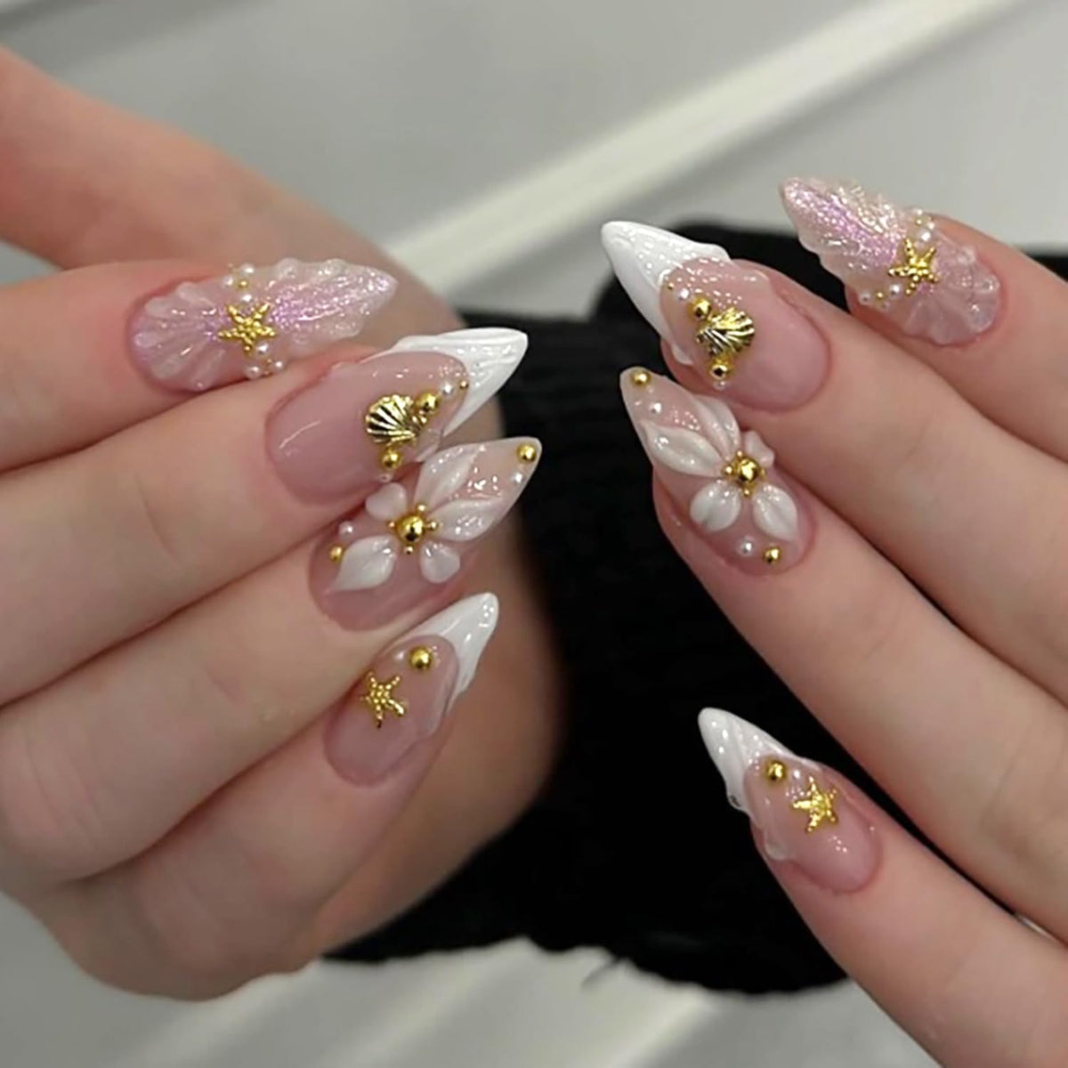 Mivota front packaging showing the full press-on nail set, ready to wear