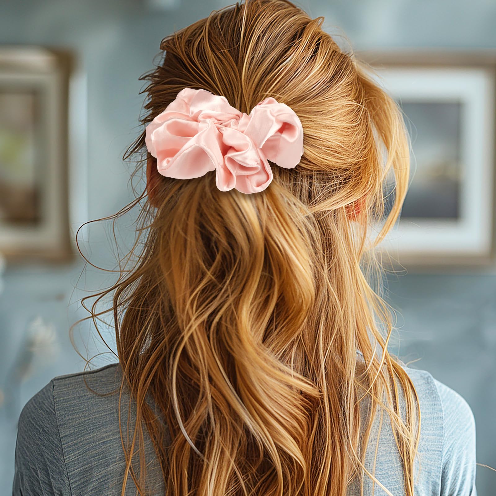 MixS Live scrunchie securing a thick ponytail demonstrating strong gentle hold without damage benefit
