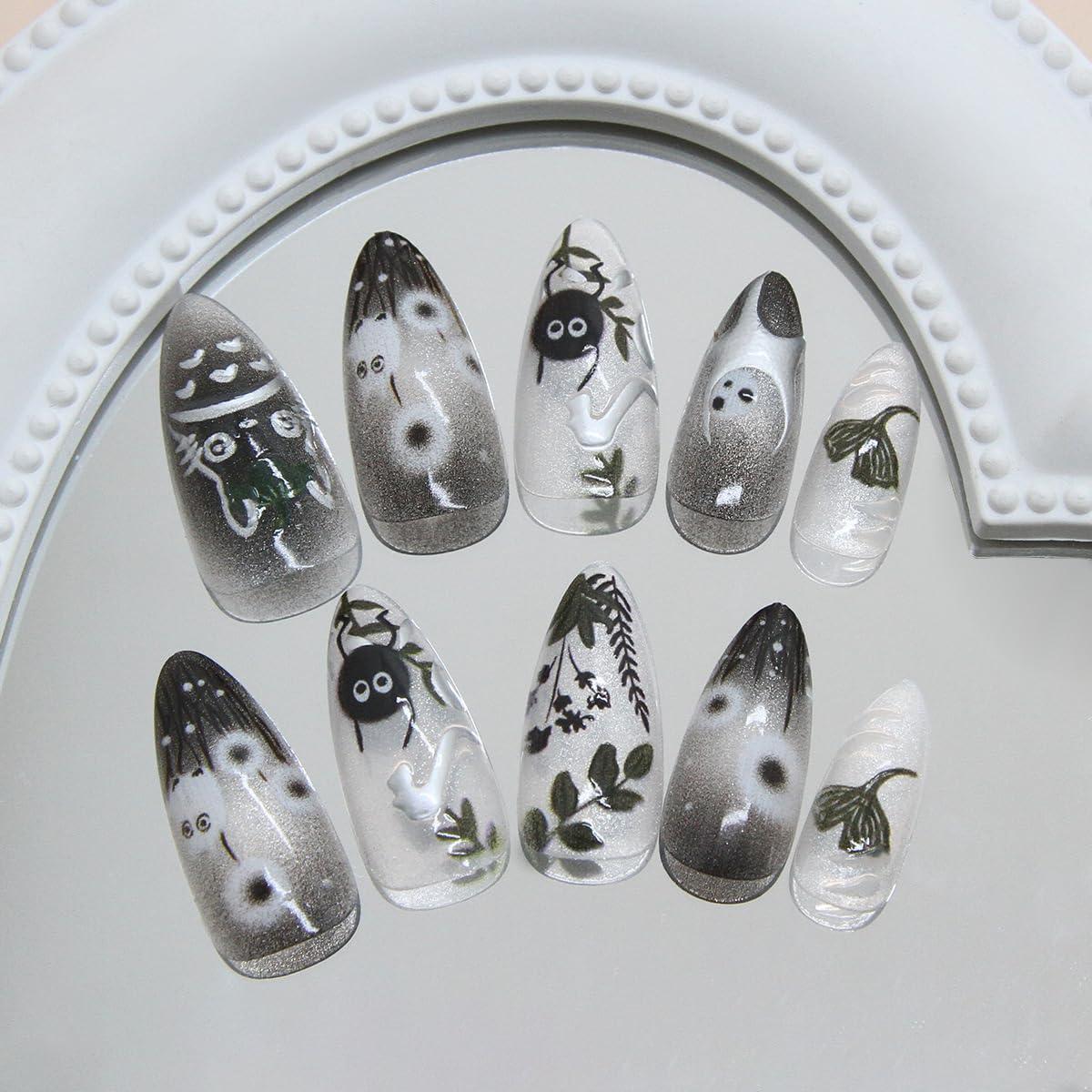 Mkwntg sheet with 24 nails displayed for size comparison to help pick best-fit pieces