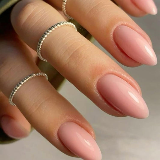 modelones close-up of almond-shaped nail tip highlighting smooth curve
