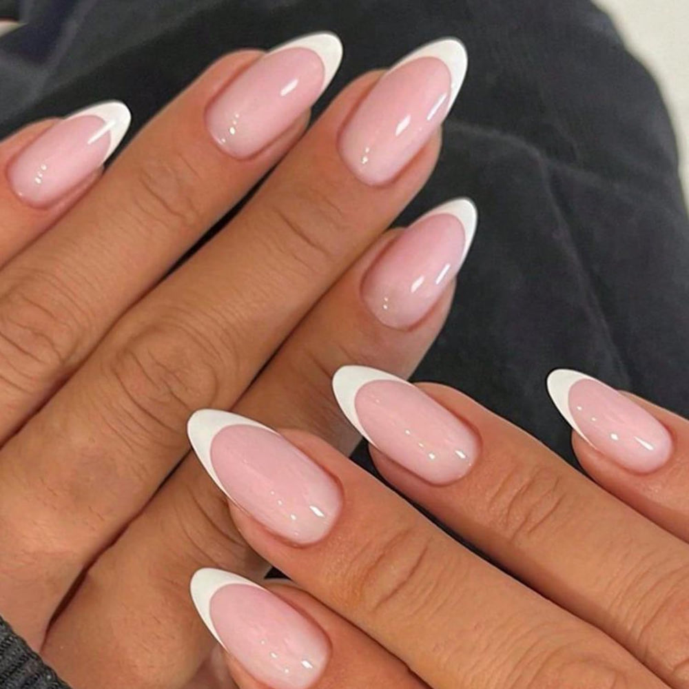 modelones front packaging showing almond French tips, clear kit benefit