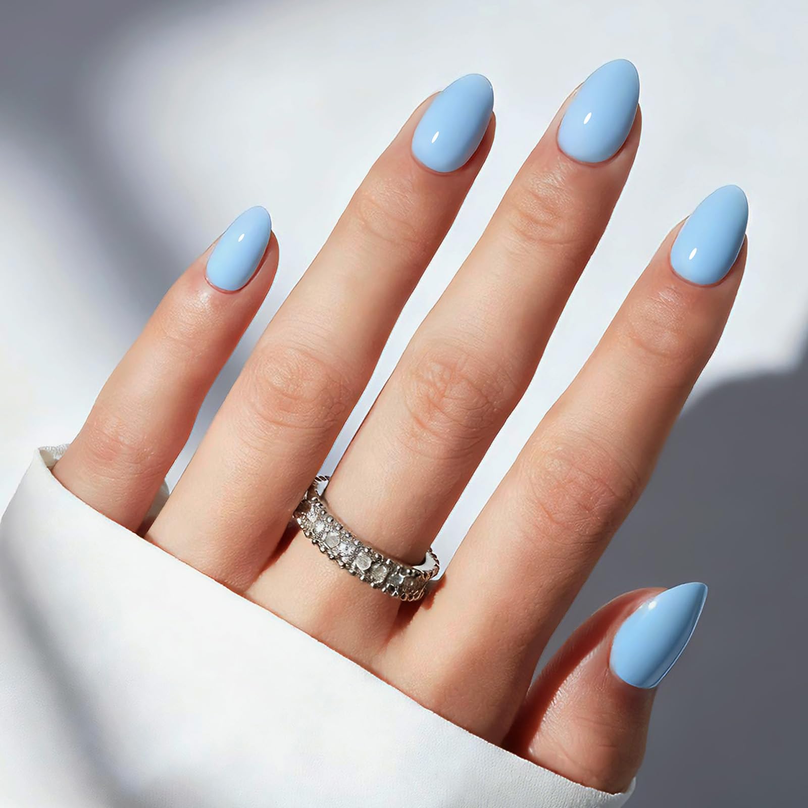 modelones front packaging showing kit contents for convenient at-home manicures