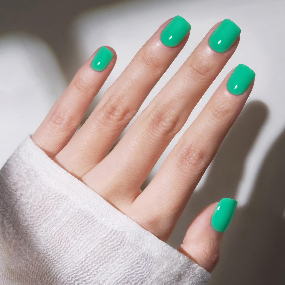 modelones front packaging showing 32-piece vivid green kit and quick benefits