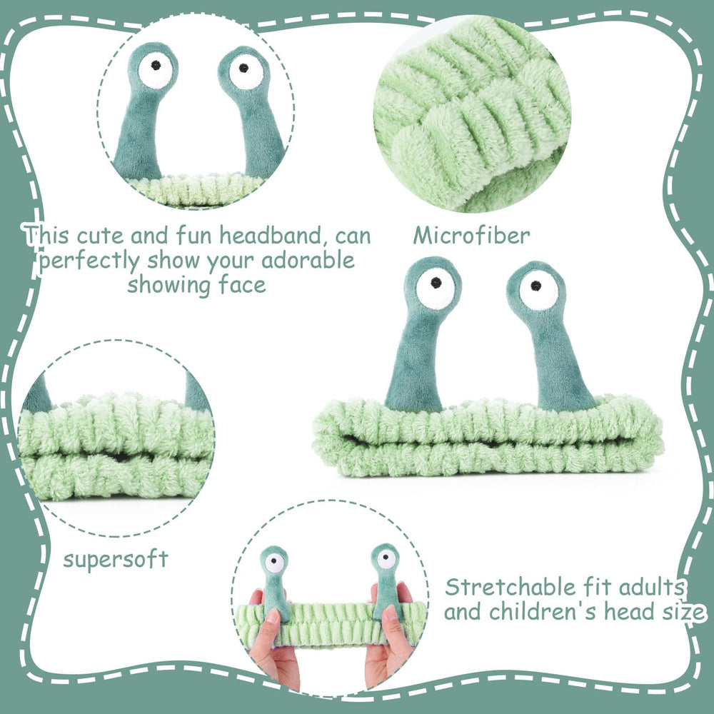 Molain detailed Palm and Snail motif highlighting cute aesthetic benefit