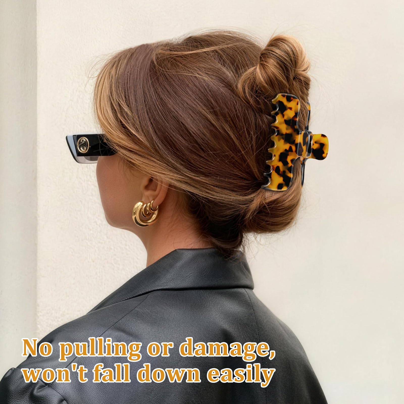 Molizummy worn in a half-up hairstyle showing comfortable hold throughout day