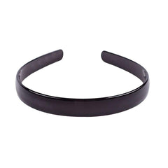 mollensiuer headband in use keeping hair back during makeup application