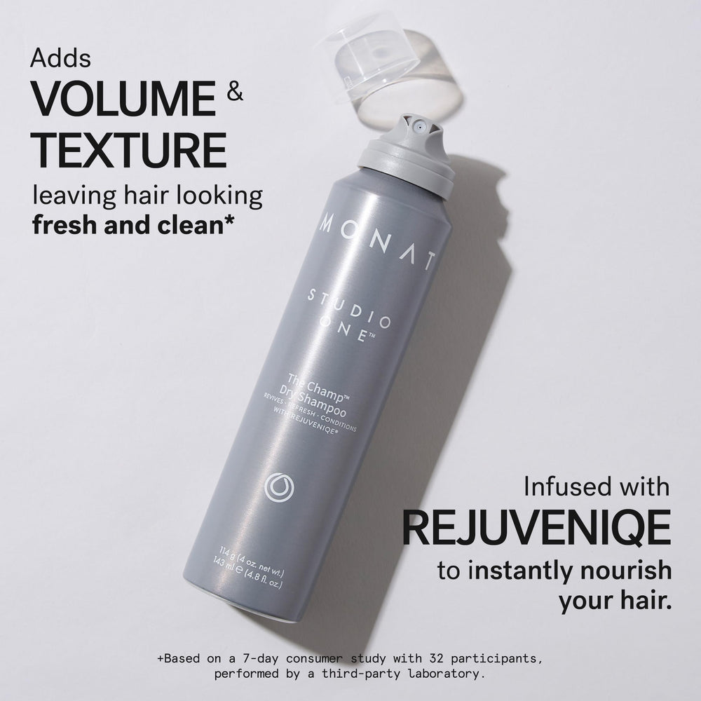 MONAT The Champ texture close-up revealing fine rice starch powder for oil absorption