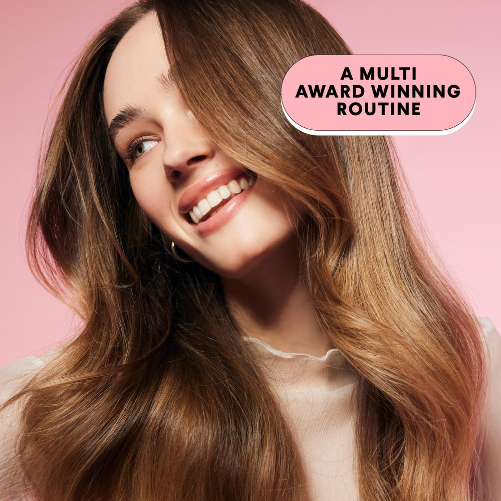 MONDAY HAIRCARE REPAIR Conditioner creamy texture on fingertip for intense moisturising