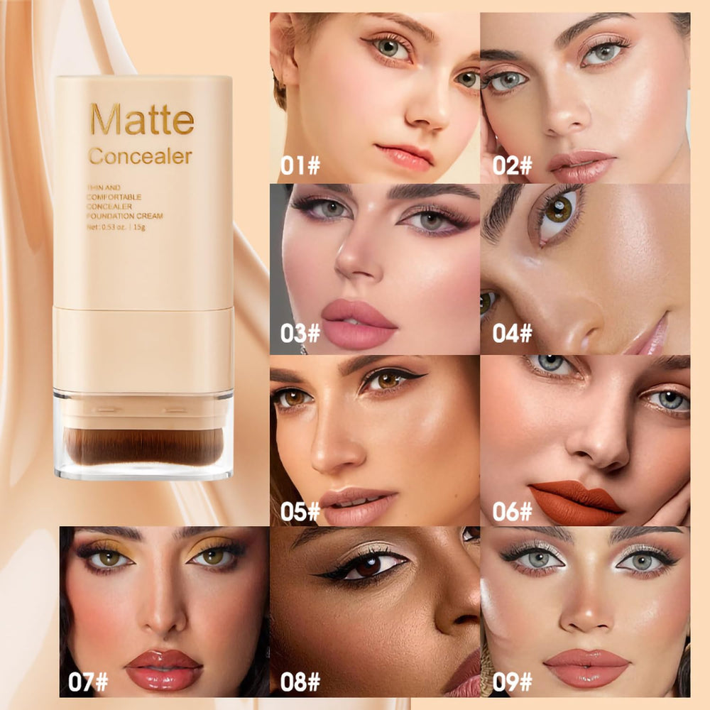 MOONGAZE travel-ready clutch shot showing secure packaging for on-the-go touch-ups benefit