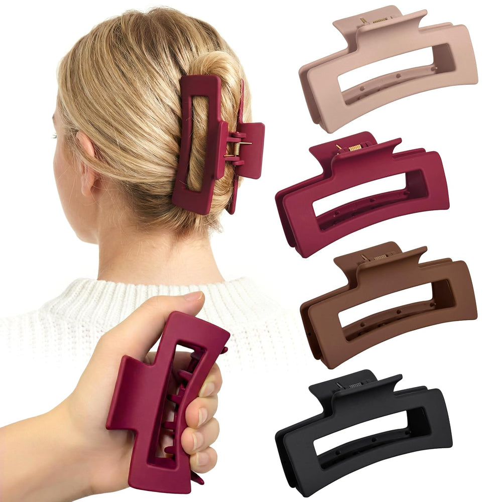 Mtiyoose front view pack showing four clips and compact design benefit
