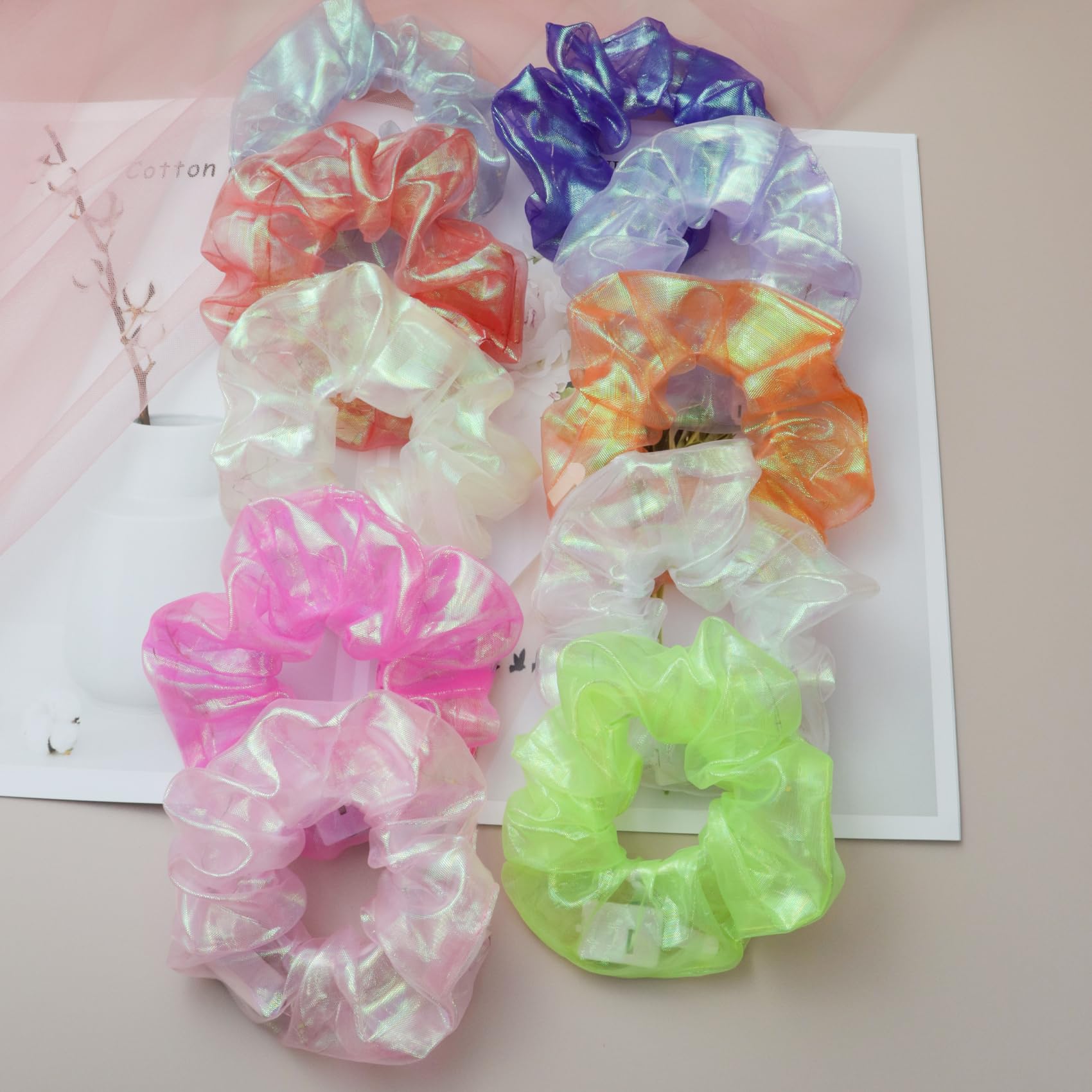 MUYANN group favors arranged to share neon glow at parties